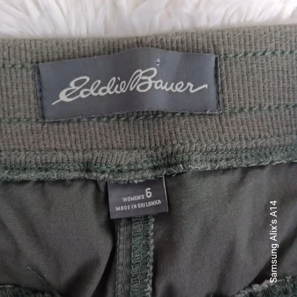 Eddie Bauer Women Pants Size 8 Mility Green Cargo Capri Hiking Cotton Blend - Picture 6 of 11